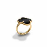 انگشتر ون‌کلیف مدل «اونیکس سیاه»